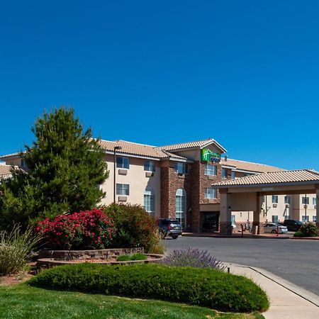 Holiday Inn Express Hotel & Suites Farmington By Ihg Luaran gambar