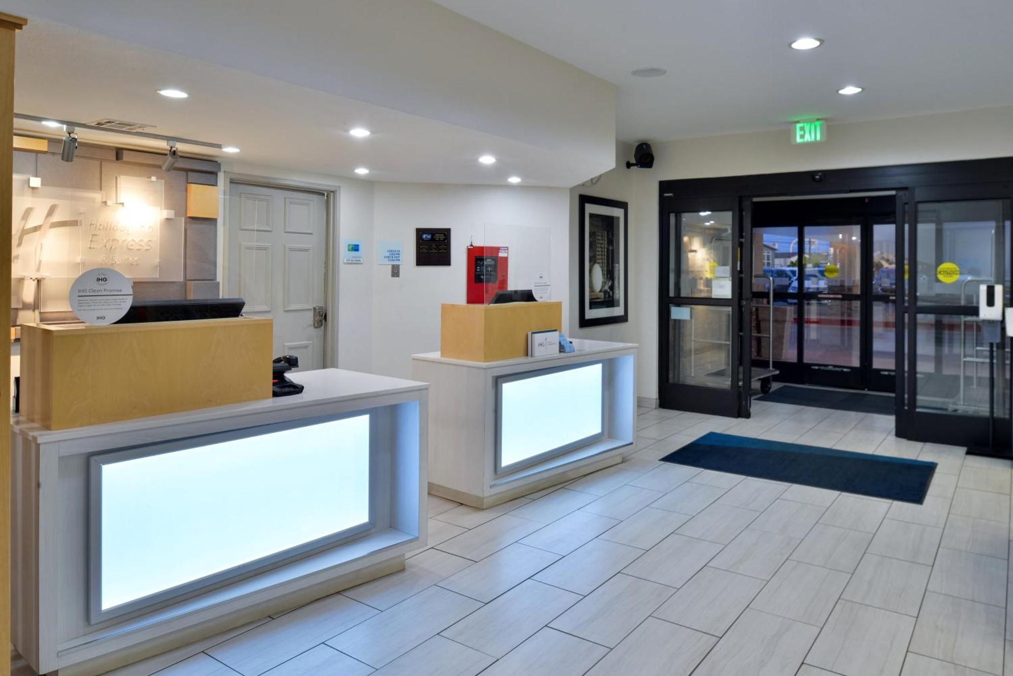 Holiday Inn Express Hotel & Suites Farmington By Ihg Luaran gambar