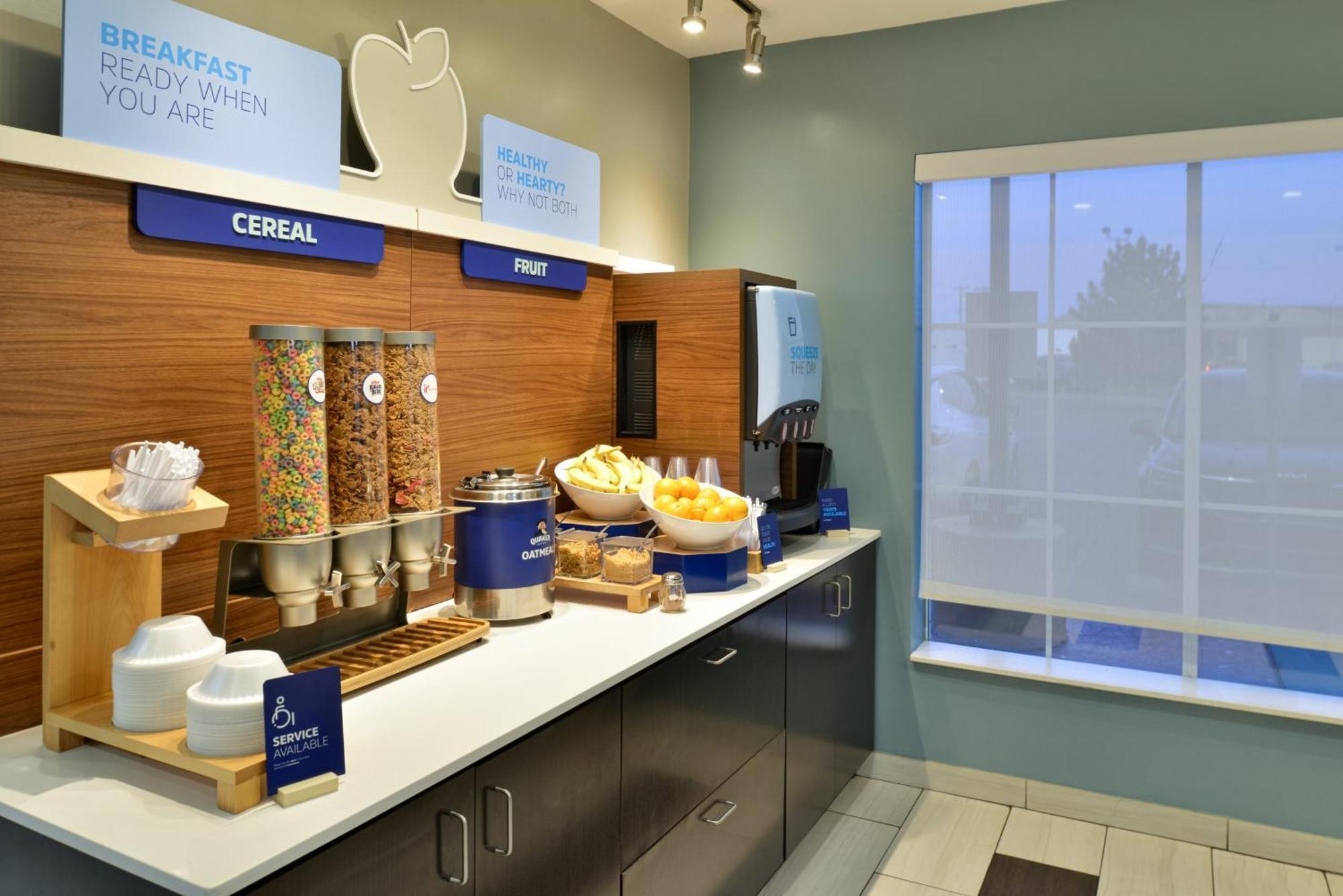 Holiday Inn Express Hotel & Suites Farmington By Ihg Luaran gambar