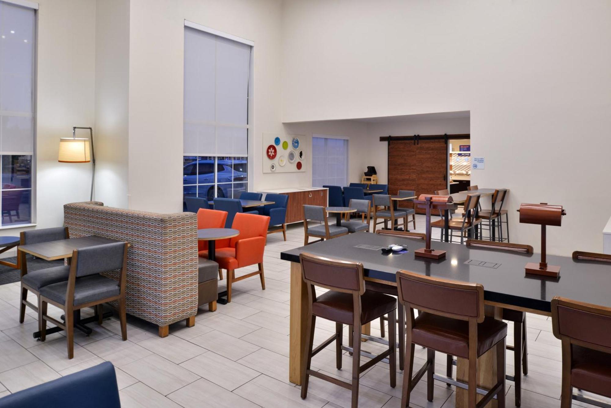 Holiday Inn Express Hotel & Suites Farmington By Ihg Luaran gambar